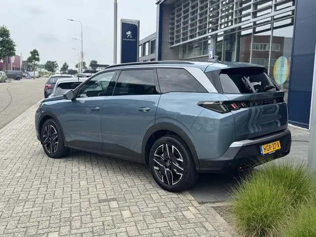 Peugeot 5008 Hybrid 136 Allure l 360 Vision l Drive Assist l Panoramic Navigation l Bel voor de actu...