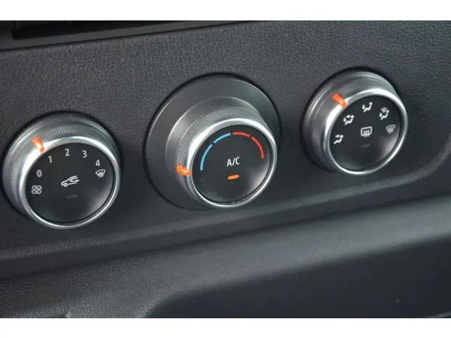 Nissan Interstar