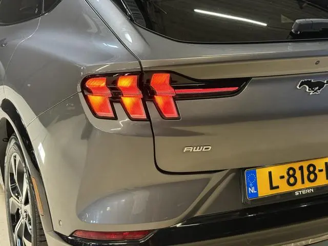 Ford Mustang Mach-E