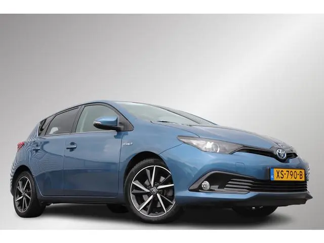 Toyota Auris 1.8 Hybrid Dynamic, Climate & Cruise control, NAVI, Dealer onderhouden!
