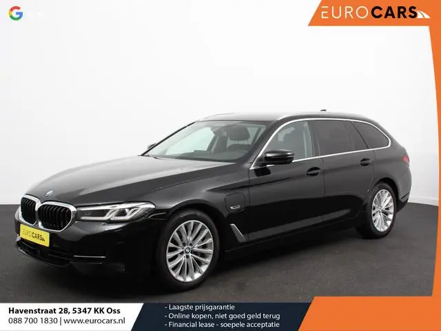 BMW 5-serie Touring 530e Business PHEV AUTOMAAT Adaptieve cruise control LED Leder Navigatie Stoelve...