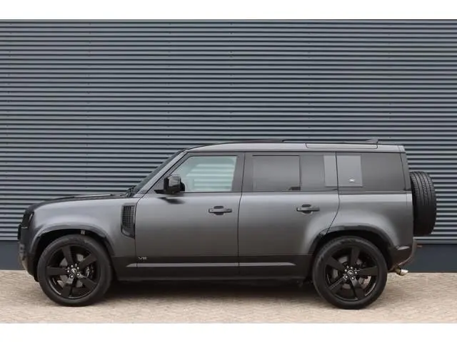 Land Rover Defender 110 5.0 P525 110 V8 Carpathian Edition Luchtvering/Meridian/360 Camera/22"/Trekh...