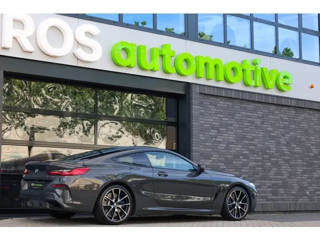 BMW 8-serie M850i xDrive High Executive | VOL! | DEALER ONDH | CARBON | B&W | NAP | 4WIELSTUURING |...