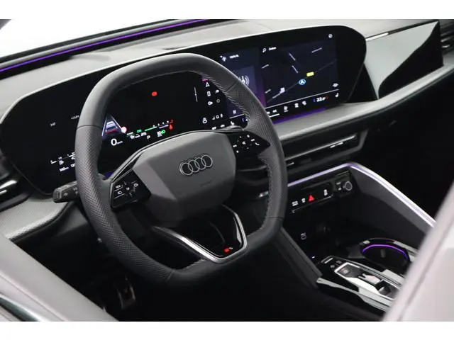Audi Q5 Sportback 299pk e-hybrid quattro S edition Trekhaak Camera Leder Memory Panoramadak Navigati...