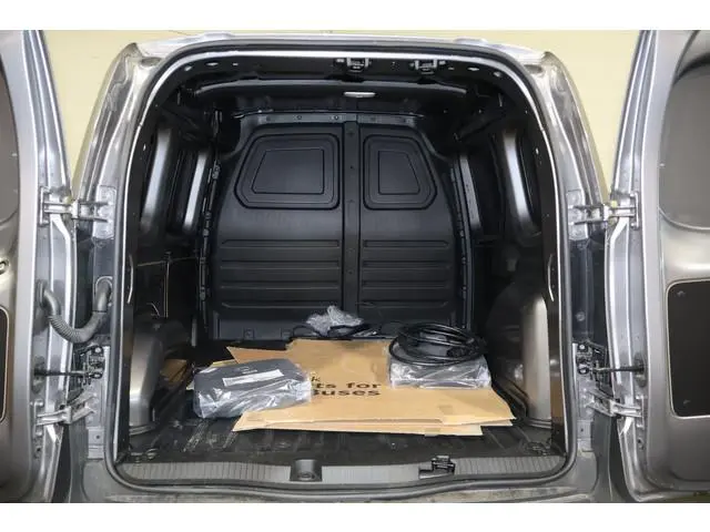 Mercedes-Benz eCitan 51 kWh Mbux Snelladen Camera