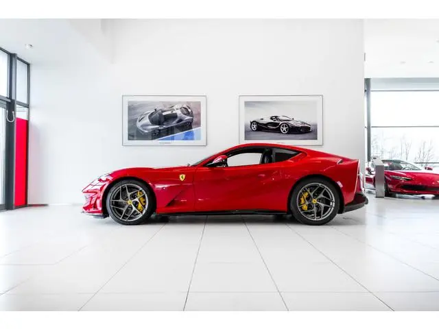 Ferrari 812 Superfast ~Ferrari Munsterhuis~