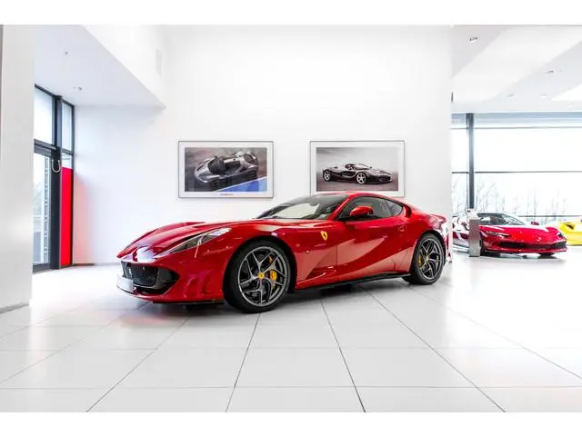 Ferrari 812 Superfast