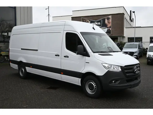Mercedes-Benz eSprinter