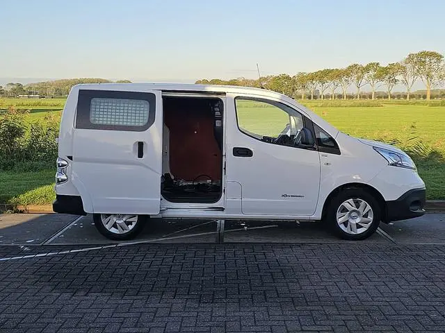 Nissan NV200