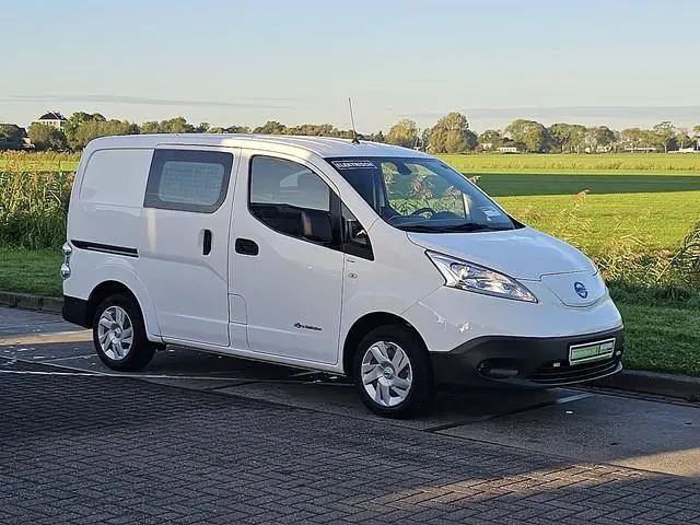 Nissan NV200