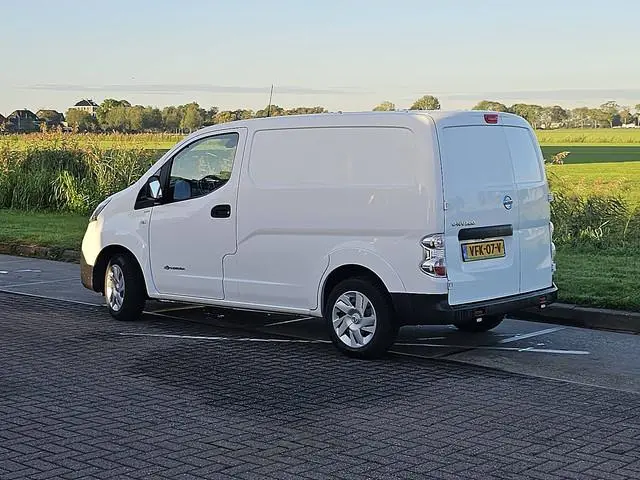 Nissan NV200