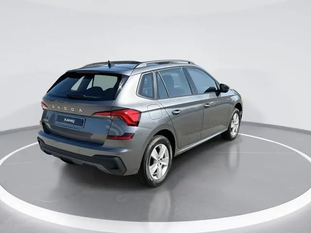 Škoda Kamiq Selection 1.0 TSI 85 kW / 115 PK SUV 6 versn. Hand | Metallic Lak | 16'' Lichtmetalen Ve...