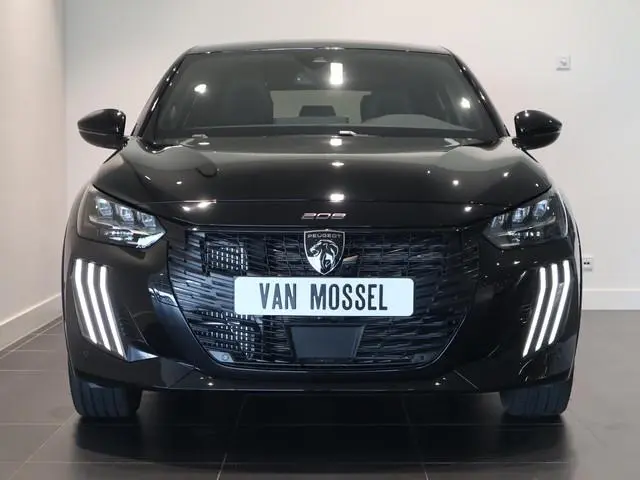 Peugeot 208 1.2 Hybrid 110 e-DCS6 GT CARPLAY - CAMERA - SNEL LEVERBAAR