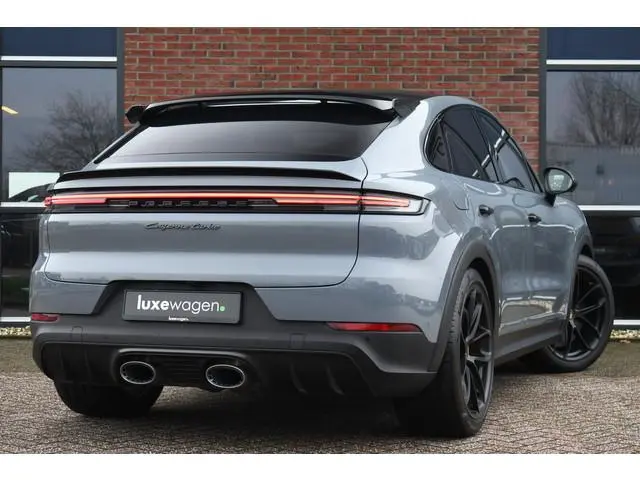 Porsche Cayenne Coupé 4.0 Turbo E-Hybrid GT Burmester PDCC Carbon HUD ACC 360