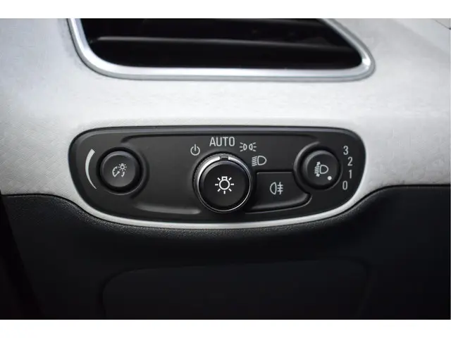 Opel Ampera-E