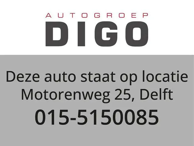 Toyota Auris 1.8 Hybrid Executive . GARANTIE TOT 02-2029 . STOEL VERWARMING . NAVIGATIE . CRUISE CON...