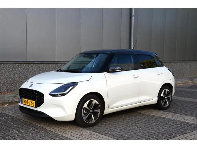 Suzuki Swift 1.2 Style Smart Hybrid | Automaat | 1e eigenaar | Dealer onderhouden |