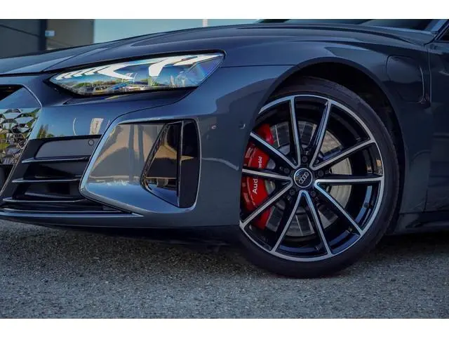 Audi e-tron GT