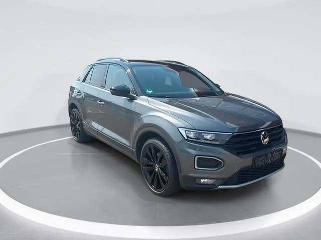 Volkswagen T-Roc 1.5 TSI 150pk DSG Sport · Apple/Android Car Play · BEATS Audio · Camera · Keyless ·...