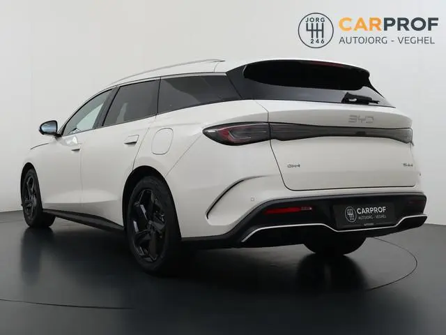 BYD SEAL 6 Touring 1.5 DM-i Comfort PHEV Lite Panoramadak | 360 camera | Carplay |  Stoelverwarming...