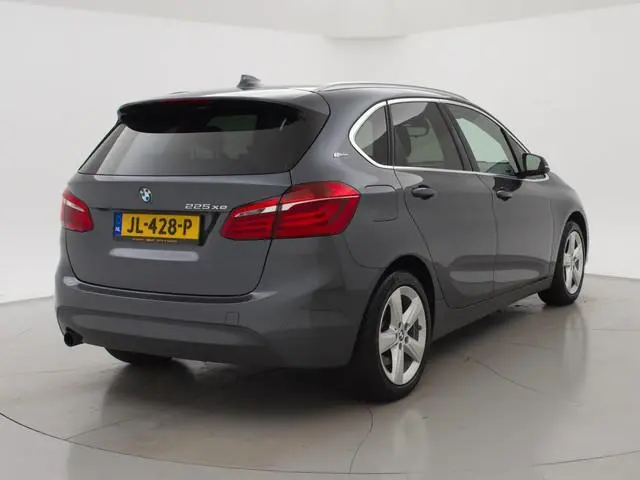 BMW 2-serie Active Tourer 225XE 224 PK HYBRID XDRIVE EXECUTIVE + LED / NAVIGATIE