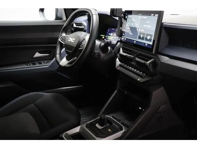 Dacia Duster 1.6 Hybrid 140 Expression | LED | DAB | APPLE | CAMERA | 18"