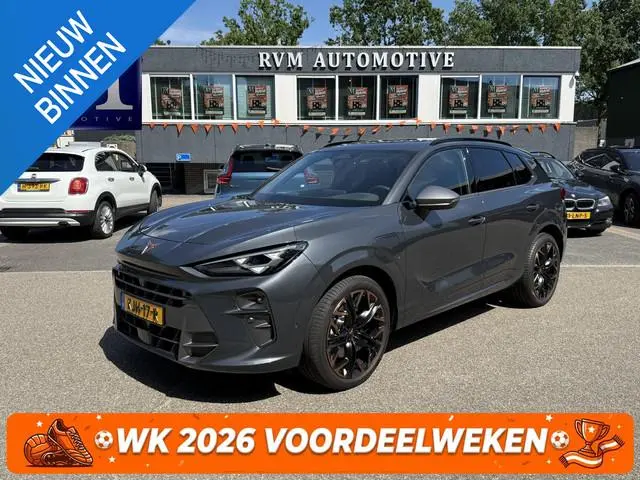 CUPRA Terramar 1.5 TSI e-Hybrid Business 204pk VAN 52000,- VOOR 47.440,- UW WKVOORDEEL: 4.460,- ZGAN...
