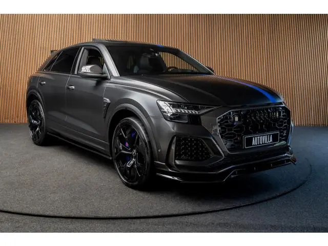 Audi RSQ8