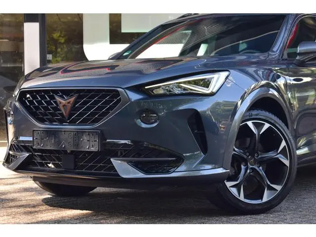 CUPRA Formentor 1.4 e-Hybrid Business 1EIG|CAM|CARPLAY|BEATS|LMV19