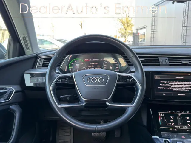 Audi Q8 e-tron