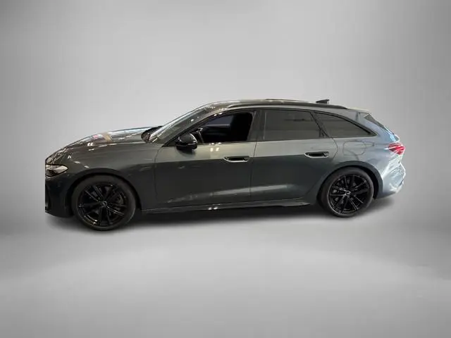 Audi A5 Avant 2.0 299pk S-tronic e-hybrid quattro S edition  · 360 Camera · Navigatie · Dodehoek Det...