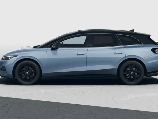 Volkswagen ID.7 Limited Edition Plus 77 kWh accu 210 kW / 286 PK V  / Trekhaak / Massage / Carplay