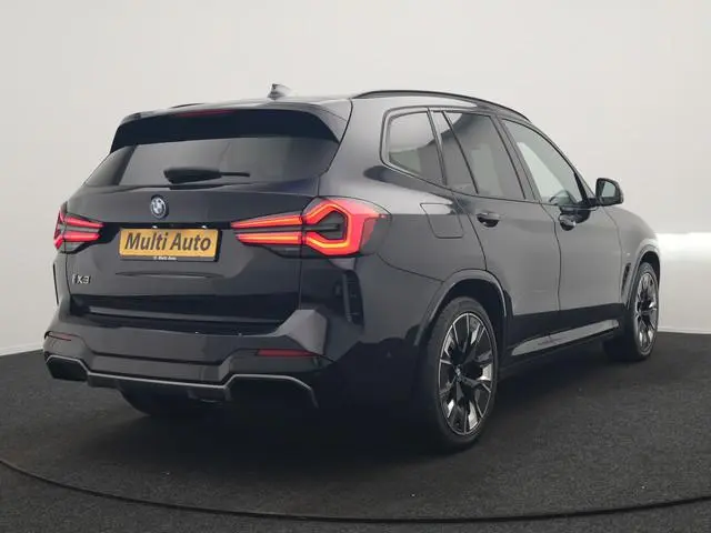 BMW iX3 M Sport 80 kWh 286pk Dealer O.H. | Trekhaak Af Fabriek | Panodak | Head Up | 360 Camera | Ha...