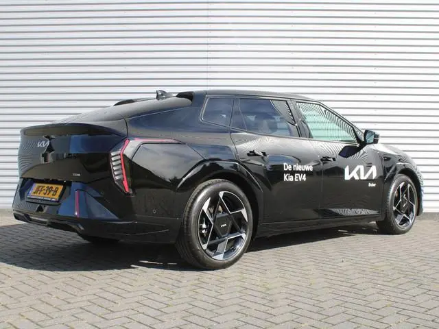 Kia EV4