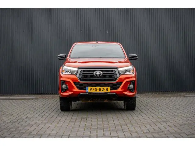 Toyota HiLux 2.4 D 4WD | 150 PK | LED | Camera | Cruise | Navi | Climatronic | Trekhaak