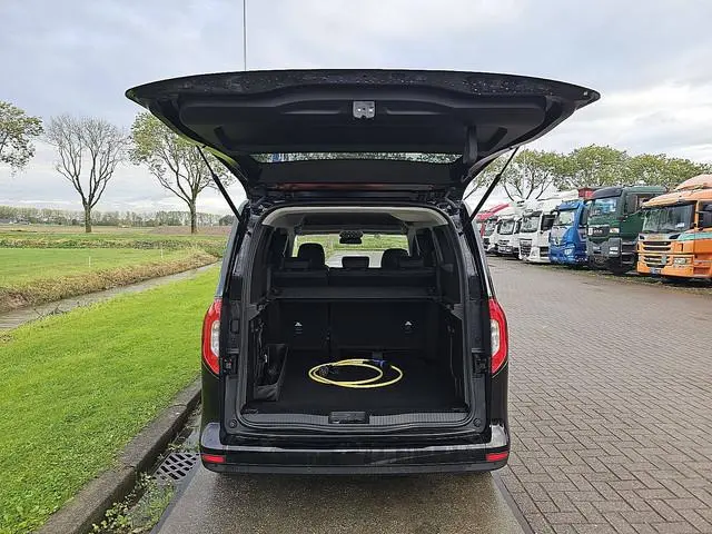 Mercedes-Benz EQT