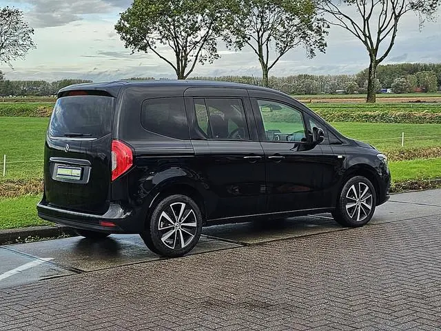 Mercedes-Benz EQT