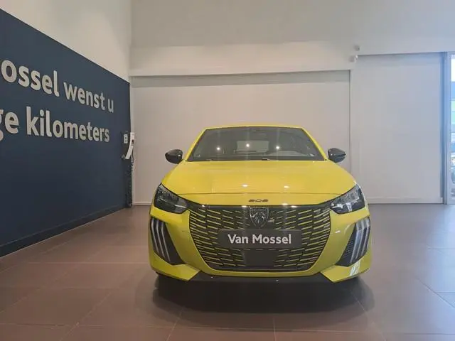 Peugeot 208 Hybrid 136 e-DCS6 GT
