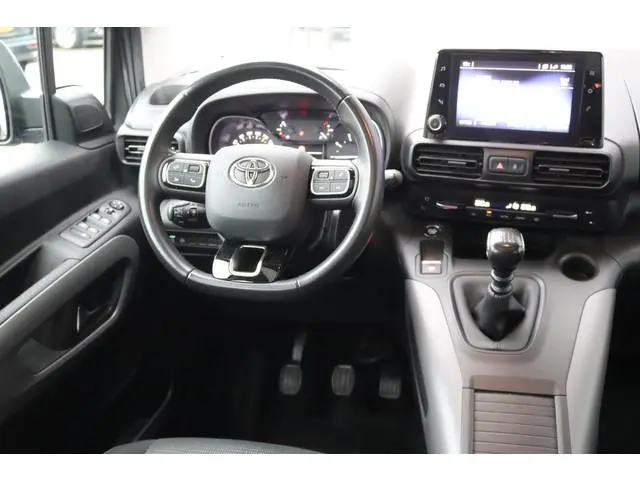Toyota pro-ace