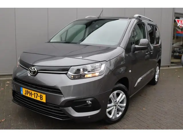 Toyota pro-ace