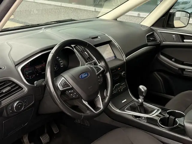 Ford Galaxy 1.5 Titanium 7 Persoons | Stoel/Stuur verwarming | Sfeerverlichting | Cruise | Apple Car...