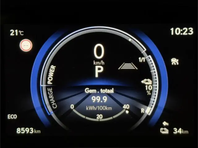 Lexus RZ