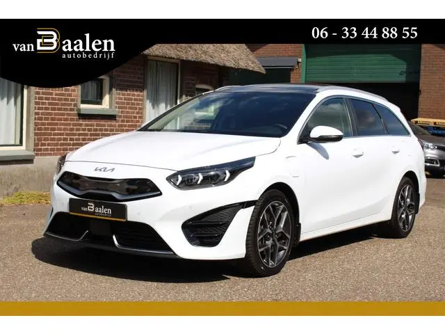 Kia Ceed Sportswagon 1.6 GDI PHEV PREMIUM NW TYPE PANO LEER LED NAVI 69000KM!!!