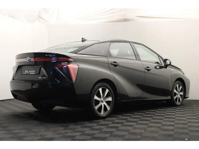 Toyota Mirai