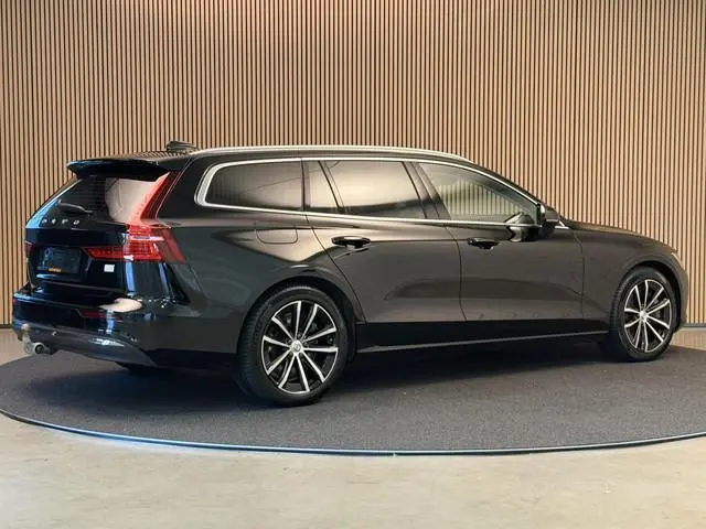 Volvo V60 2.0 T6 Recharge 350PK Aut. AWD Inscription | Trekhaak | Elektr. v.stoelen | LED | Camera |...