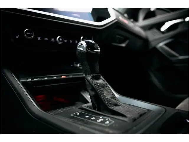 Audi RSQ3