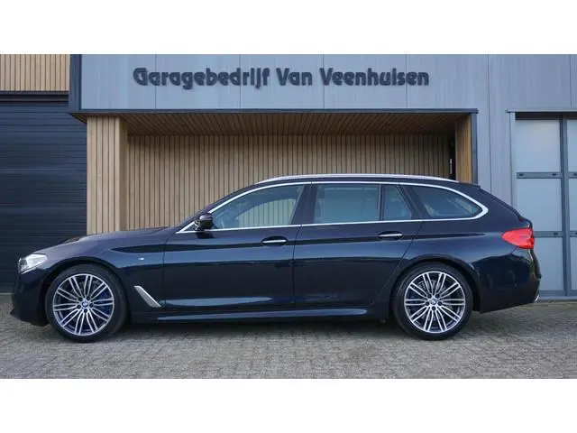 BMW 5-serie Touring 530i 252pk M-Sport High Executive Pano.Dak Nappa-Leder Adap-LED 19inch LM Virtua...