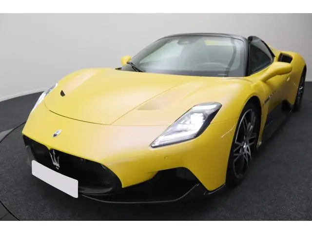 Maserati MC20
