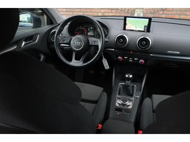 Audi A3 Sportback 30 TFSI Sport Lease Edition, Trekhaak