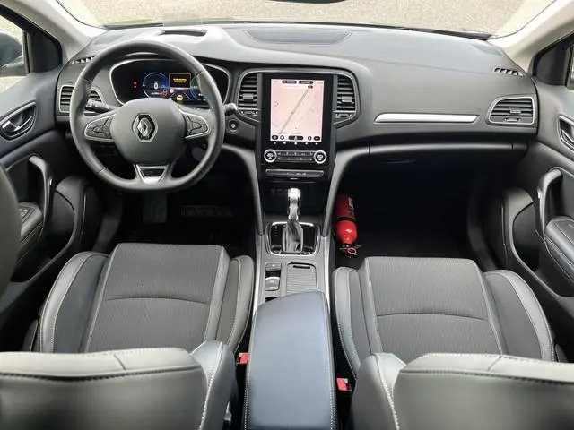 Renault Mégane Estate 1.6 E-Tech Plug-In Hybrid 160PK Intens / Camera / Parkeerkhulp V+A / Head-up d...